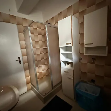 Makakada Apartman