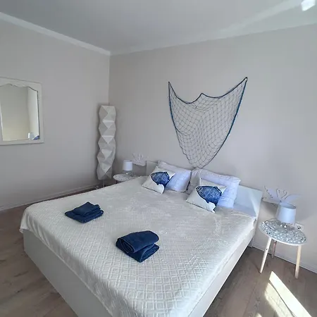 Makakada * Trogir