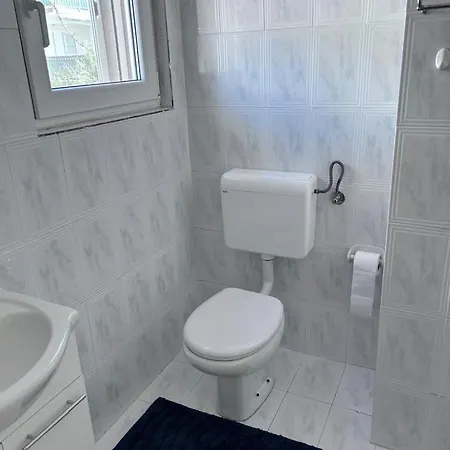 Makakada Apartment *